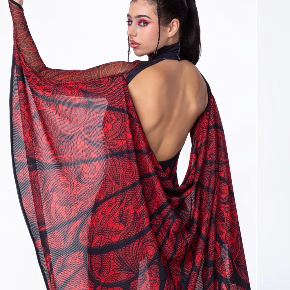 Chic Black and Red Backless Dress